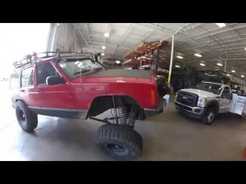 Jeep XJ Cherokee on 35s Flex Test Long Arm