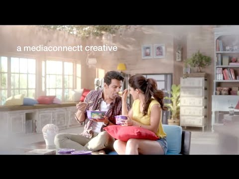 Lazza - TVc : Couple Starwberry family pack english 30Sec