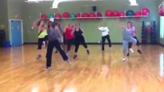 preview picture of video 'Venice YMCA Florida HUstle class (only 20 min after learning)'