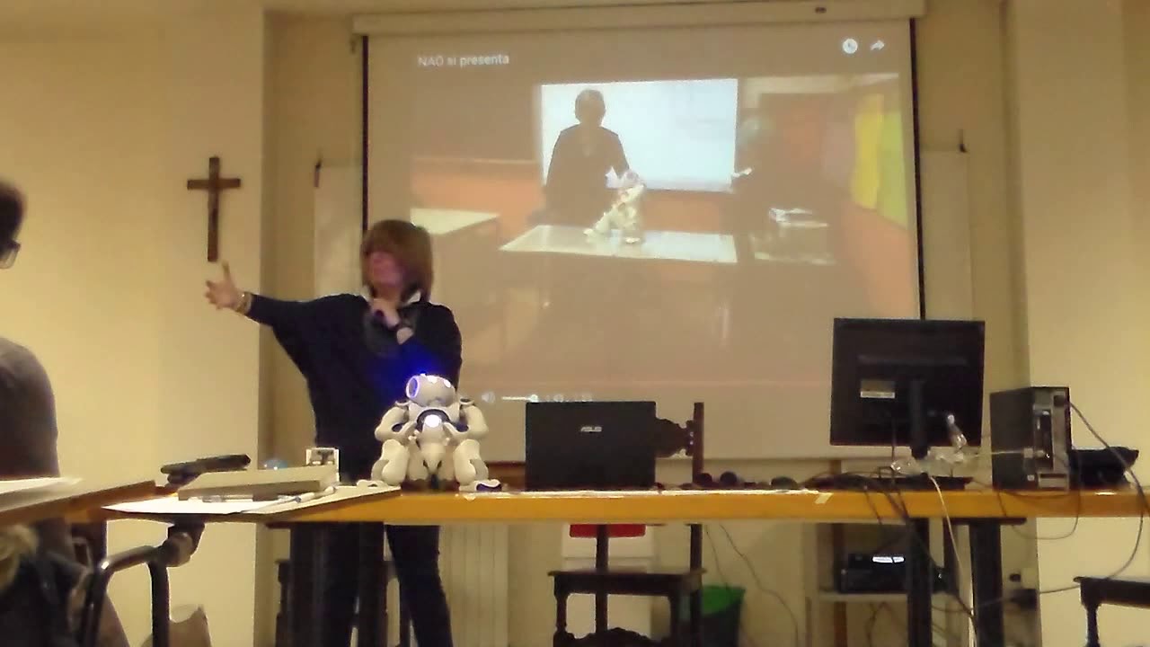 8. Tullia Urschitz - Robotica e intercultura