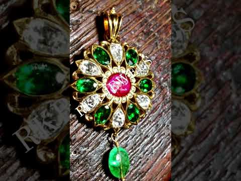 #South Indian traditional emerlad Rose cut diamond ruby pendant excuses handmade workmanship