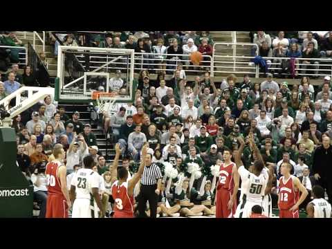 Derrick Nix Badly Misses A Free-Throw