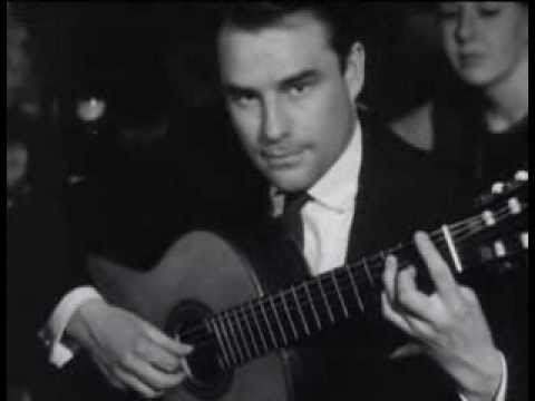 Julian Bream plays J.S.Bach BWV999 in 1962