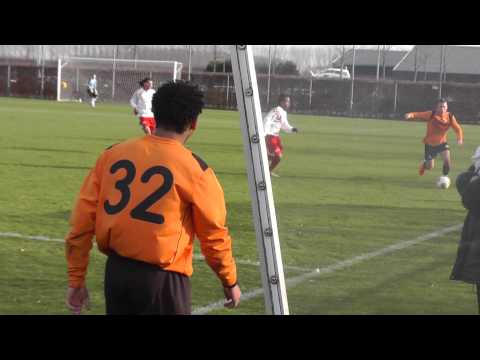 12 jan-2013 Kozakken Boys A1 - VV De Meern A1 ga staan joh