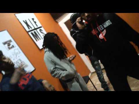 MAC MILLS BLUE STRIPS REMIX #STUDIOSESSION B.T.S