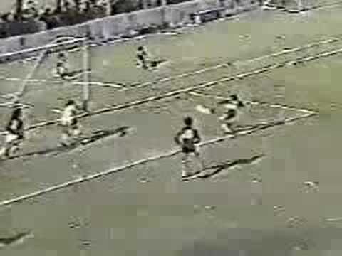 Gol de Escudero a Colón (Boca 2-Colón 0 26-07-81)