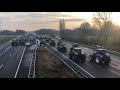 Boeren blokkeren de A28 bij Hoogeveen