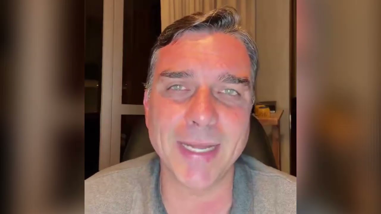 Primeiro PRONUNCIAMENTO de Flávio Bolsonaro no exílio nos EUA