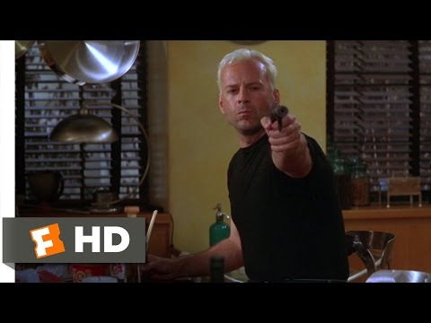 ジャッカル (7/10) Movie CLIP - Armed & Extremely Dangerous (1997) HD (The Jackal (7/10) Movie CLIP - Armed & Extremely Dangerous (1997) HD)