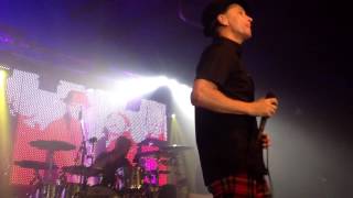 BRINGS - Christian Blüm Schlagzeug-Solo vor &quot;Wir wollen niemals auseinandergehn&quot; HD!