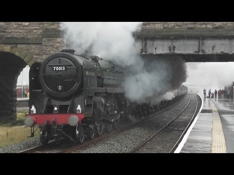 70013 'Oliver Cromwell' on 'The North Wales Coast Express' 21/08/11