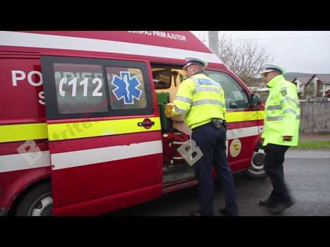 Fetita de 7 ani lovita de masina in Unirea