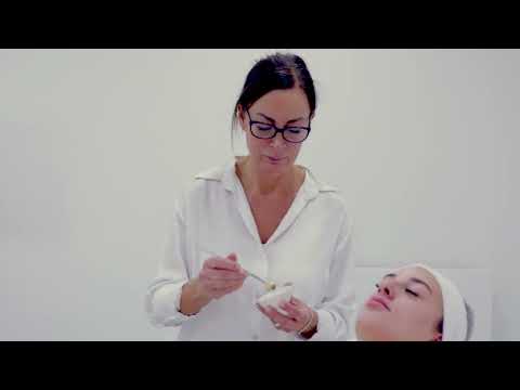 A fitoC AHA Glikolsavas Hámlasztás Kezelés és Termékek - Loidl Kata a fitoC oktató kozmetikusa