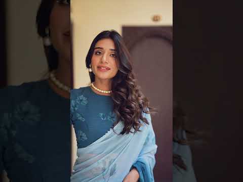 Dusty Blue Weightless Marbal Floral Printed Saree with Lace Border & Matching Blouse