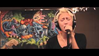 THE HEADLIGHTS SESSIONS: Everybody Wants You