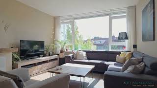 In het hart van Diemen ligt dit verzorgde 3-kamer appartement van circa 67 m².