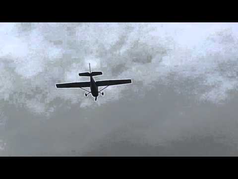 Decolagem Cessna152 aeroporto de OURO FINO - MG