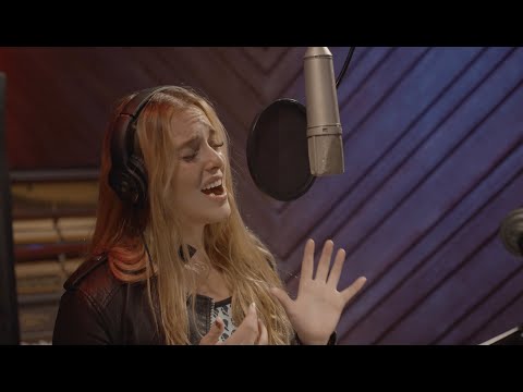 Grace Kinstler - Love Someone (Official Music Video)