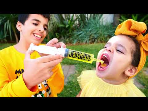 Amira and sami open box with surprise