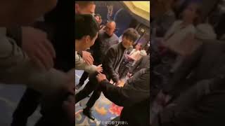 〖 TFBOYS - 易烊千玺 〗#易烊千玺 JACKSON YEE YI YANG QIAN XI “ haha again with Jackson song “ Nothing to lose