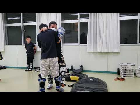 まこGYM　首相撲くずし練習
