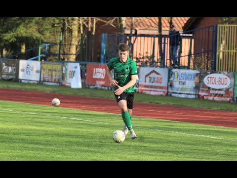 Kanonier Michał Foj „Łamie poprzeczki”. Strzał z meczu Delfin Rybno – Ossa Biskupiec Pomorski