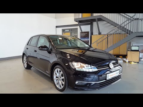 181MO1518 - 2018 Volkswagen Golf Highline 1.6TDI 115HP  23,950