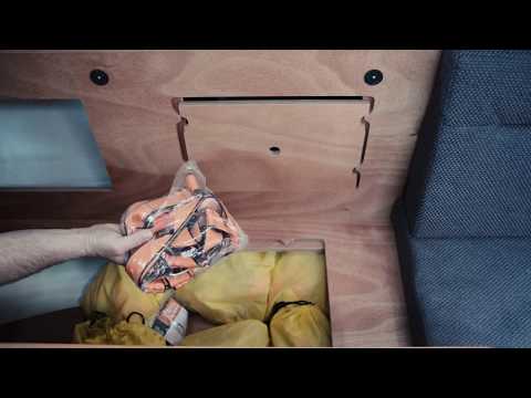 E Check in S:Y DENEB  LIFEJACKETS - SAFETY HARNESSES  BAVARIA CRUISER 40