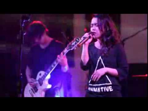 Drive Me To Juliet   Saving Glass Heart Live