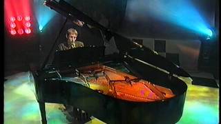 Neil Hannon, The Divine Comedy, Dear Lord And Father Of Mankind on BBC Across The Line 1998.MPG