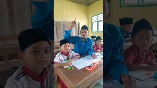 Download lagu MENYEBUTKAN DUA KALIMAT SYAHADAT #syahadat #syahadatain #syahadatmassal mp3