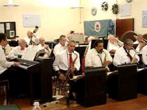 Music Makers Big Band - Hey, Good looking.mpg