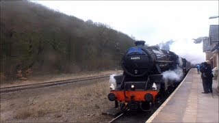 preview picture of video 'two black fives 44871+45407 double heading the tin bath through Dore station (17/03/2013)'