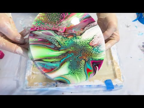 74. Sheleeart - Sound on to hear me talk through the ColourArte Bright Blooms Pours