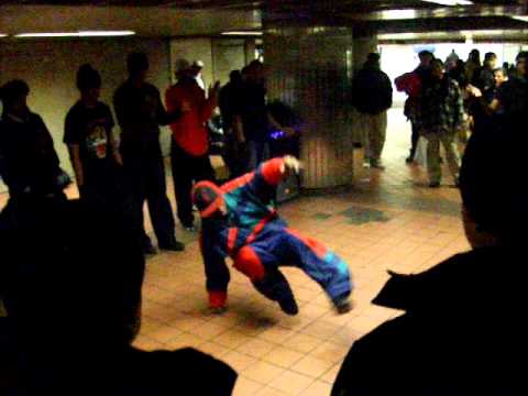 2008_0126NYC Subway dance　ブレイクダンス＠ニューヨーク地下鉄