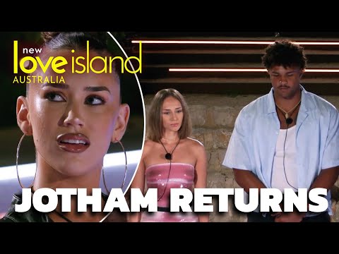 Gabby waits for Jotham to walk in | Love Island Australia 2025