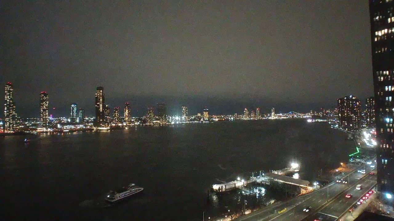 Post: Webcam View of the East Riverwebcam
