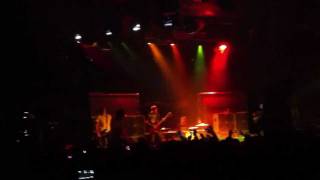 BRING ME THE HORIZON ... Blessed With A Curse La Riviera