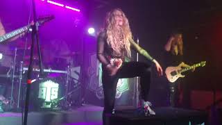 Kobra And The Lotus - The Chain (live)