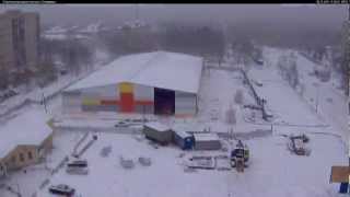 preview picture of video 'Строительство ледового дворца в Стрежевом'