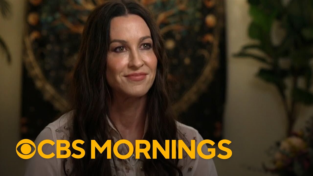 Alanis Morissette brings vulnerability to Las Vegas residency: "This is healing for me"