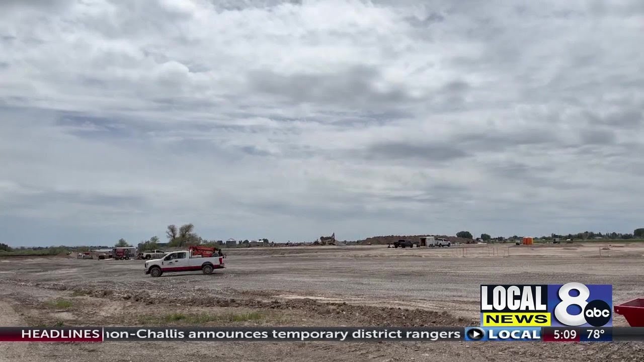 New distribution center under construction