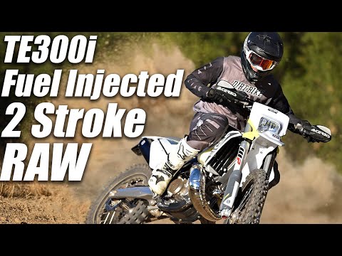 2022 Husqvarna TE300i Fuel Injected Two Stroke RAW - Dirt Bike Magazine