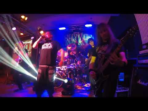 Dark Empath live im Vakuum