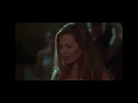 Kissing Jessica Stein - Jessica & Helen first kiss - I know my reaction