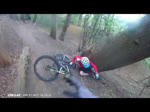 Mountainbike Crash in the Woods