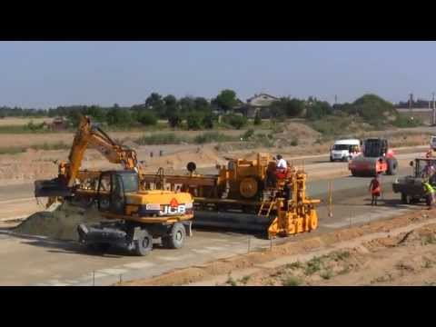 Highway Autostrada A1 Łódź ☆ Natolin ☆ Układanie betonu chudego ☆ Strabag