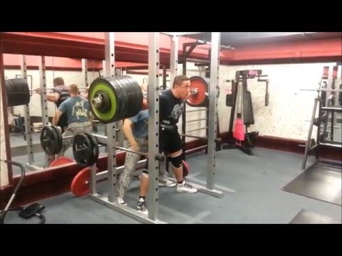 Petr Folprecht | RAW SQUAT 2x300kg (2x660lb) | 20.12.2015