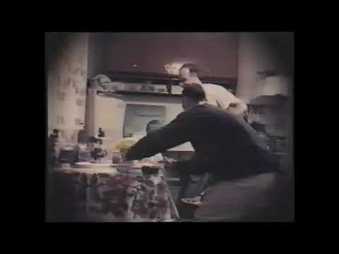 Video thumbnail for Το Ταξίδι Της Φάλαινας (To Taksidi Tis Falenas)