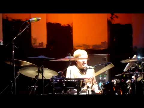 Patrick Stump - Drum Solo into This Is How We Do It + Motown Philly Covers
